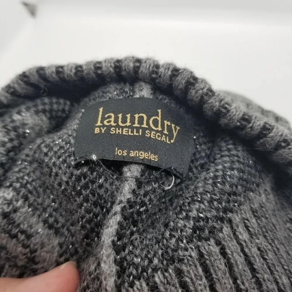Laundry by Shelli Segal gray leopard beanie winter hat